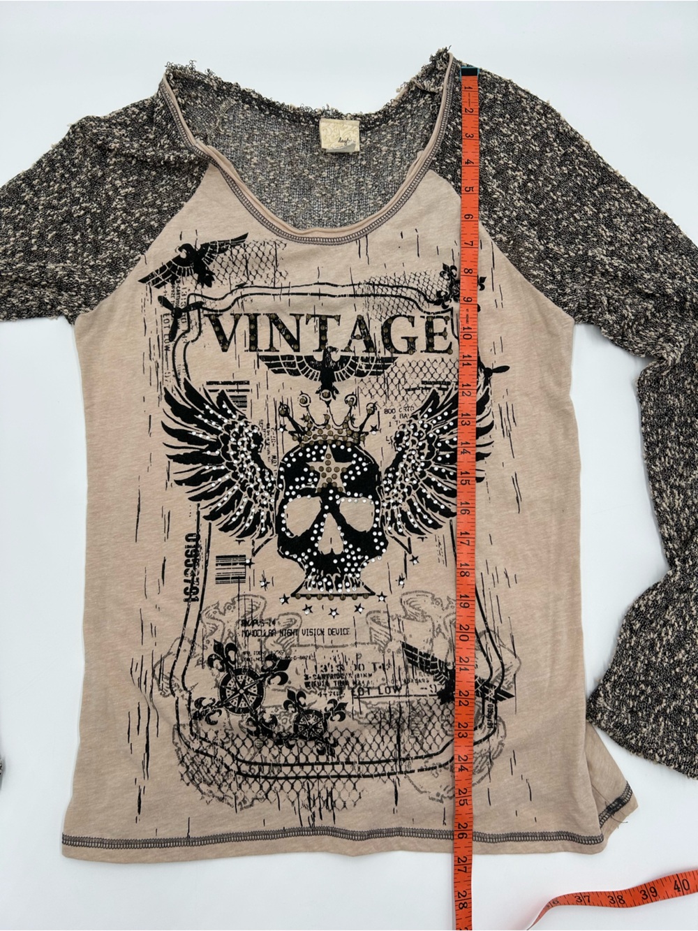 Daytrip Beige Studded Body Black Marled Sleeve Graphic Raglan Long Sleeve Top L - Picture 8 of 11
